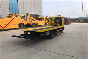 邹城非事故拖车