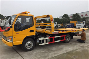 邹城哪里有拖车服务