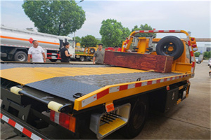 邹城附近拖车电话号码服务